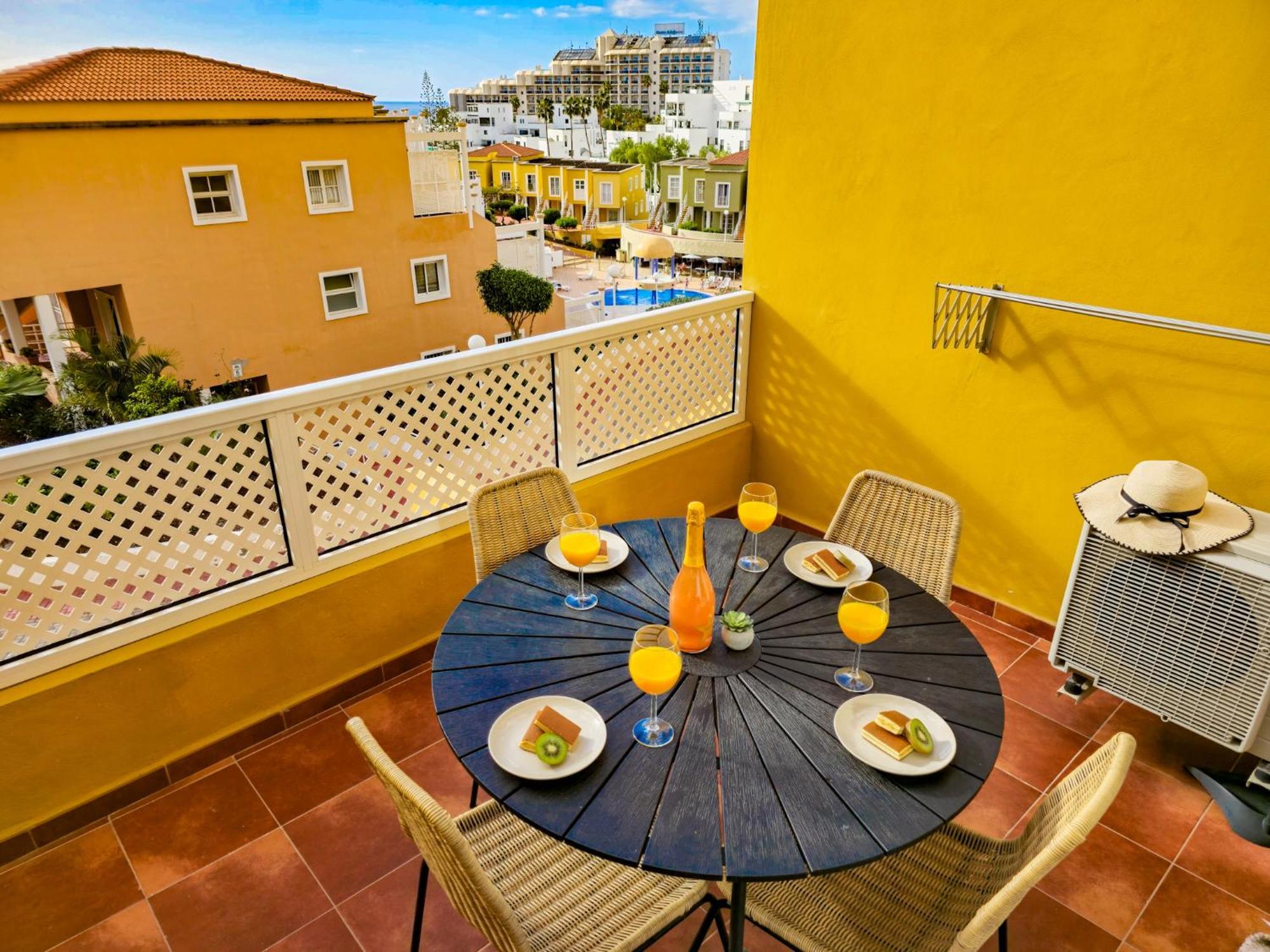 Апартаменти Sunny Dream - Costa Adeje Екстер'єр фото